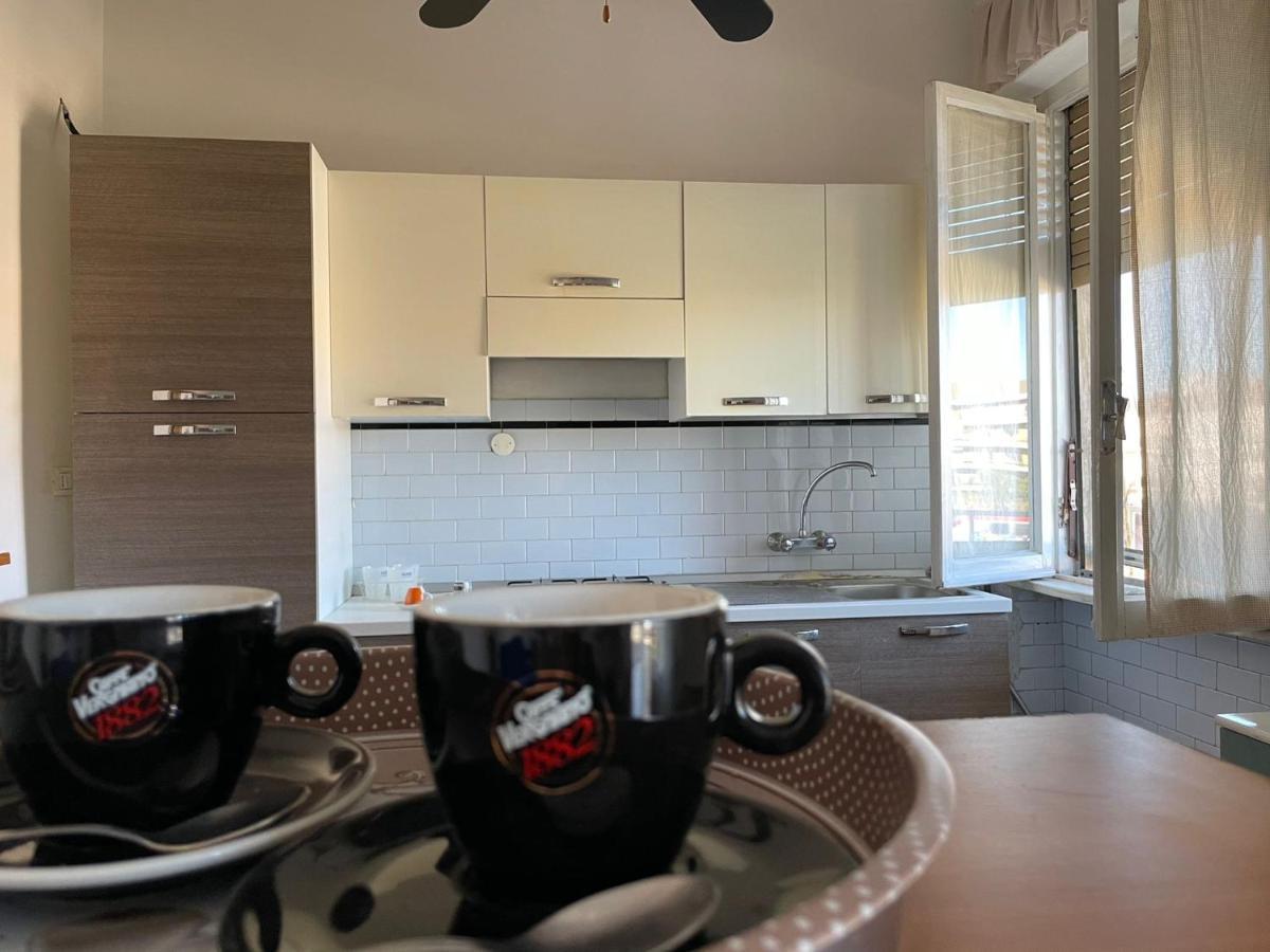 Casa Vacanze Stazione Pescara Exteriör bild